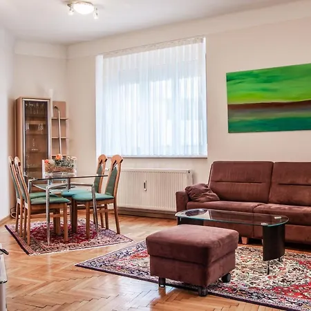 Apartmanhotel - Cav