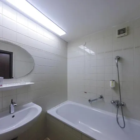 Mozart Hotel 3*