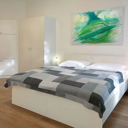 Riess - Self Check-in 3* Viena