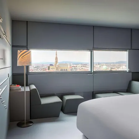 Hotel So/ 5*